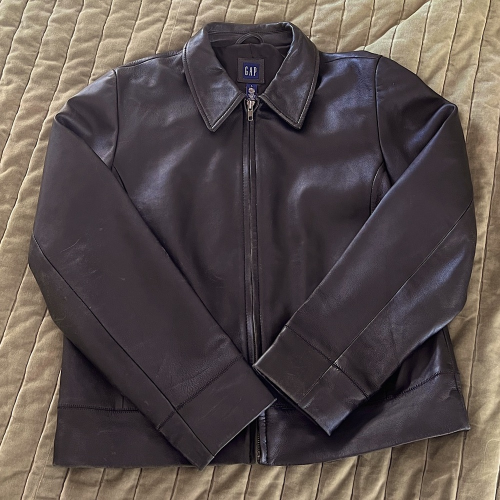 VINTAGE GAP LEATHER JACKET